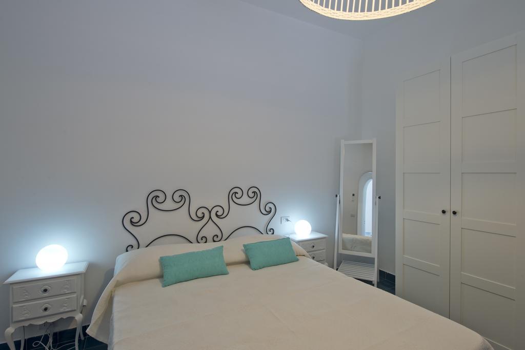La Baia Villa Praiano Szoba fotó