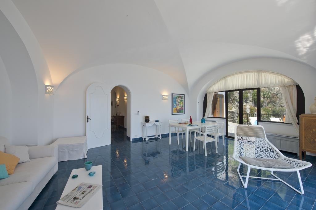La Baia Villa Praiano Szoba fotó